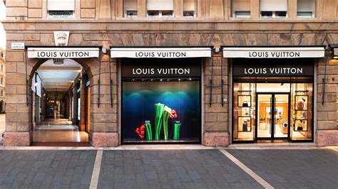 louis vuitton padova 1 maggio|Louis Vuitton .